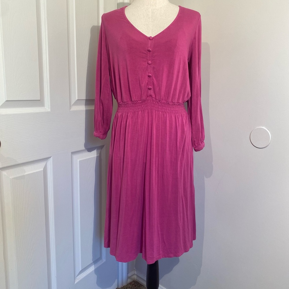 Downtown East woman’s mauve size small cotton dress knee length used condition